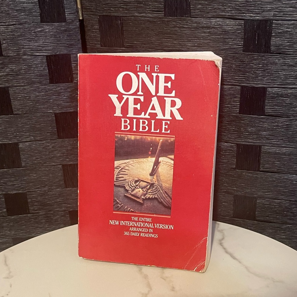 The One Year Bible NIV Tyndale House  Hardcover 1986